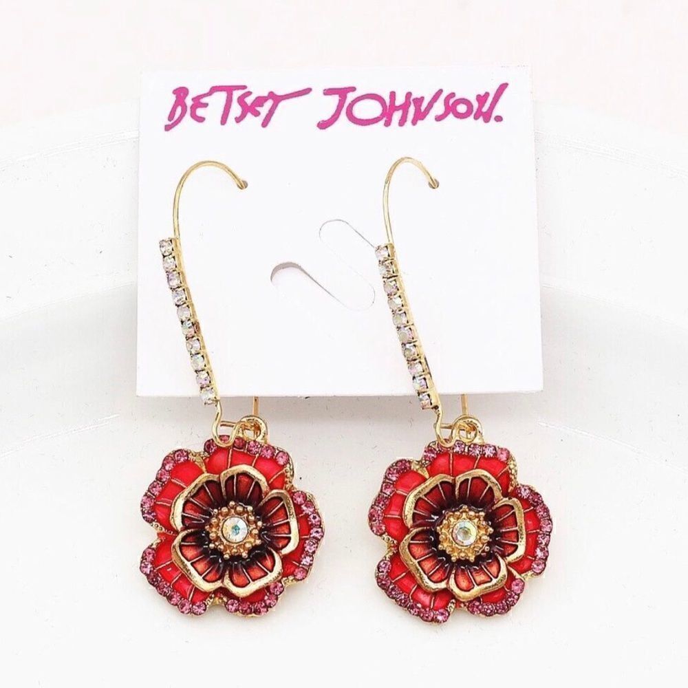 🌺 Betsey Johnson crystal flower stunning dangle earrings 🌺